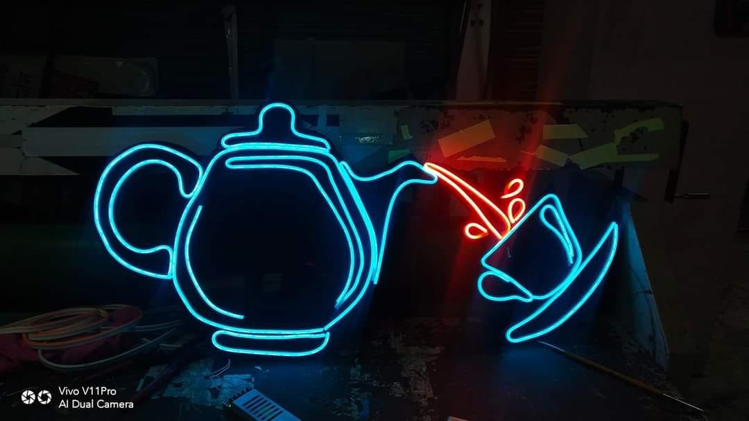 Gia công led neon sign theo yêu cầu tại Đống Đa