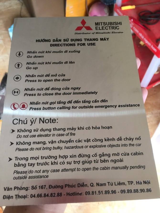 Nhận giá công biển inox ăn mòn giá rẻ tại Hà Nội